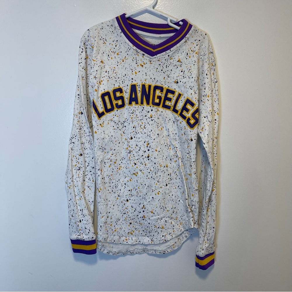 Evolution in design Los Angeles long sleeve shirt‎ kids size small (8)